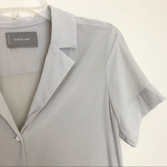 Everlane Gray Silk Button Down Short Sleeve Sz 2 - Picture 3 of 7